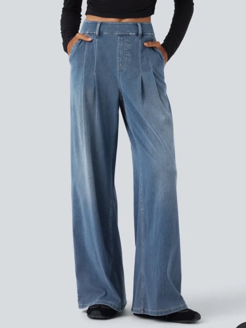 HALARA Flex Light Blue High-Rise Wide Leg Jeans with pockets size small